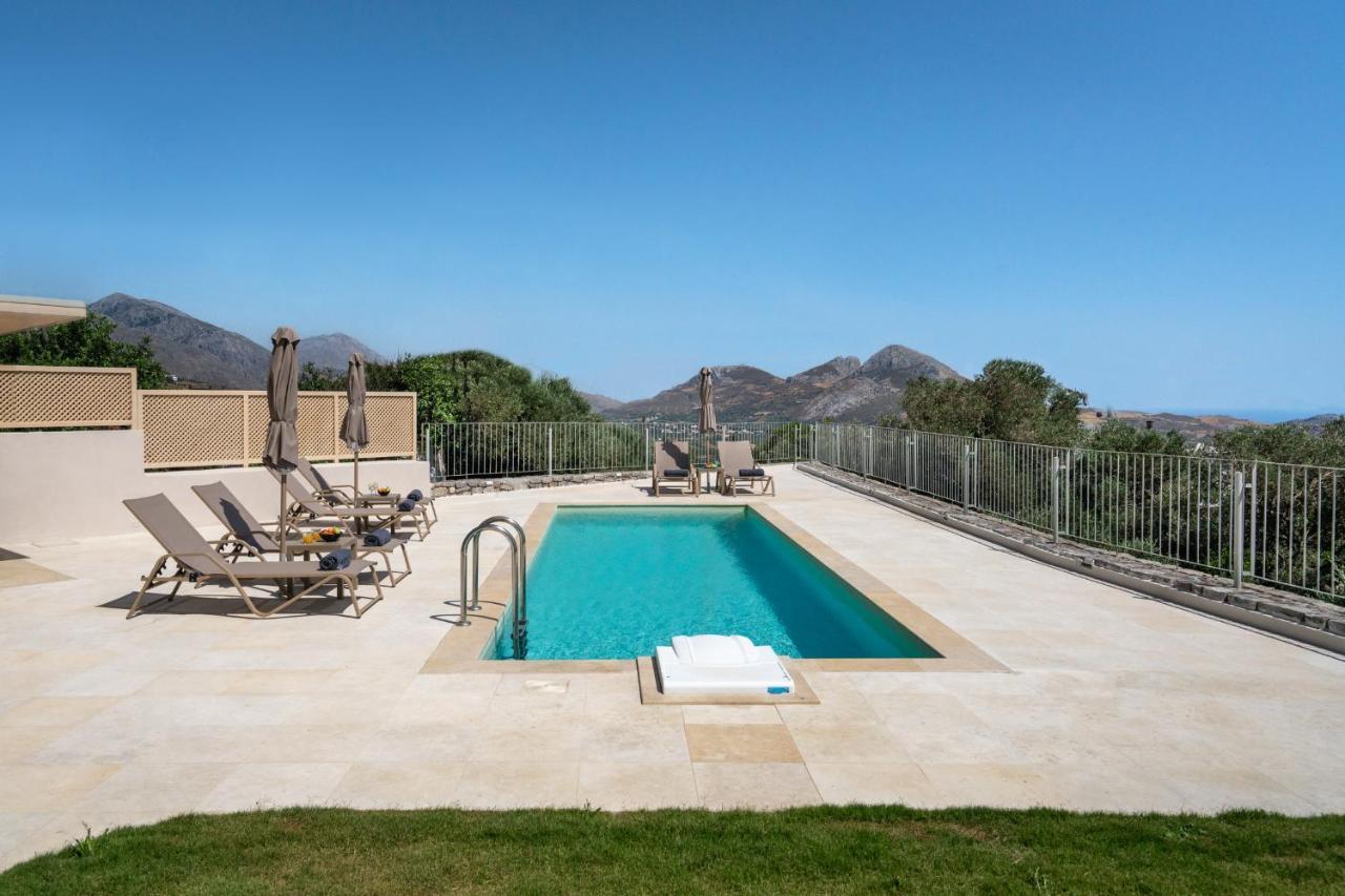 Aloni With 180° Seaview, Private Pool & Bbq, 2km From *