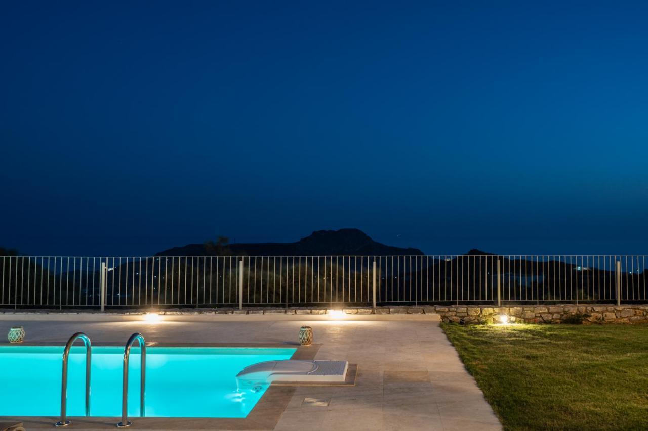 Aloni With 180° Seaview, Private Pool & Bbq, 2km From * Plakias